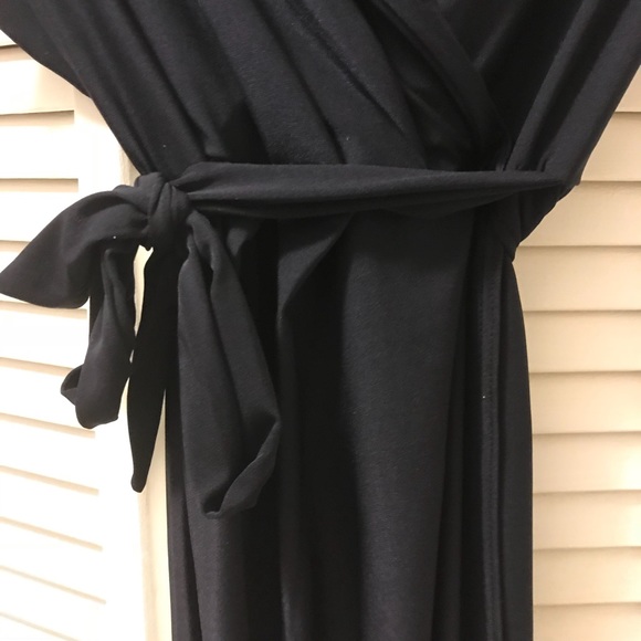 ✔️Restocking✔️NWT ASOS Navy wrap midi dress - Picture 3 of 3